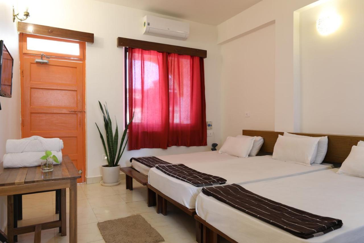 Teles Westend Hotel Marmagao Экстерьер фото